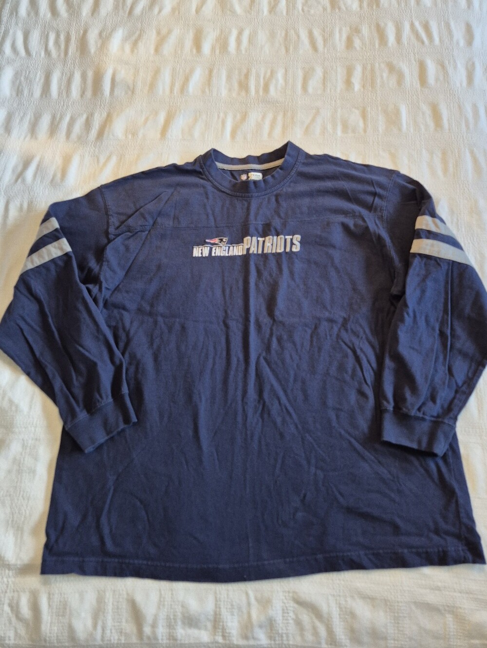 New England Patriots men's 2XL long sleeve shirt VGUC